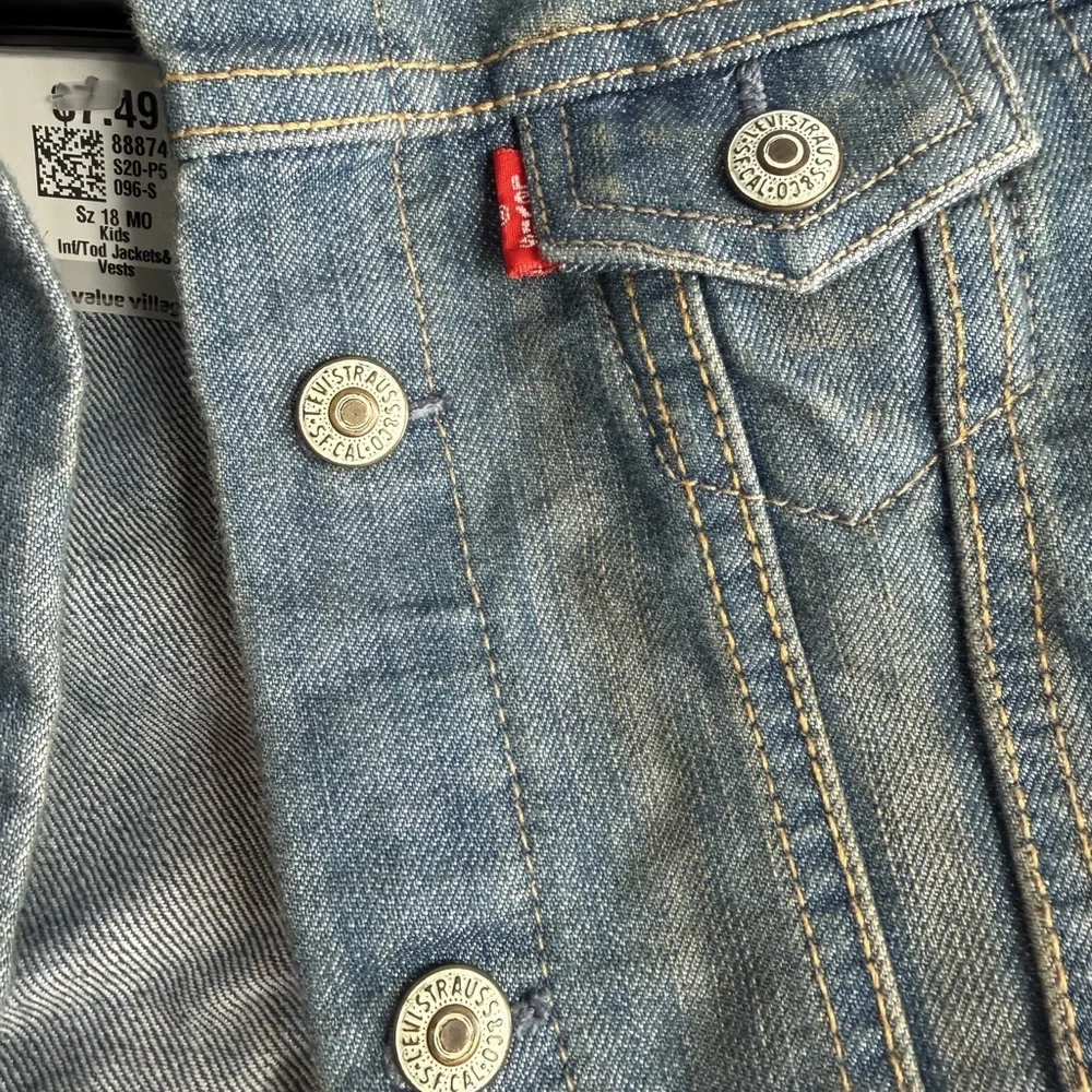 Vintage 90’s Baby Levi's Denim Jacket - Picture 5 of 5